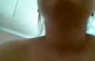 XXX Quatro estudantes a jogar strip poker filmes eroticos mulheres e a foder