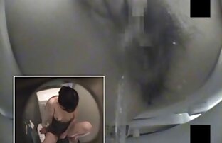 XXX Dois amigos fazem sexo com filme pornô com mulher baiana uma avozinha muito velha.