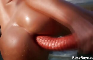 XXX Mijo porno-Pai Natal quero ver filme pornô com mulheres gostosas toma banho Morena com mijo
